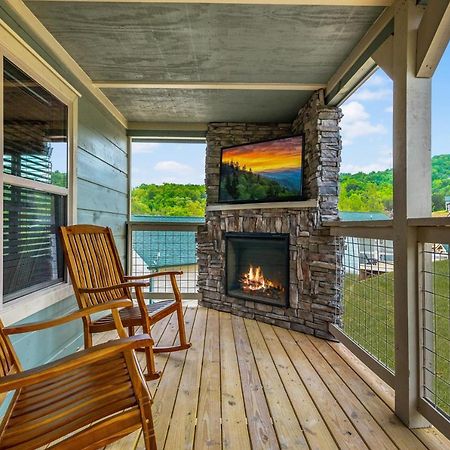 Osprey Nest Cottage Modern New Cabin بيدجن فورج المظهر الخارجي الصورة
