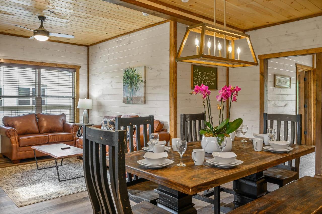 Osprey Nest Cottage Modern New Cabin بيدجن فورج المظهر الخارجي الصورة