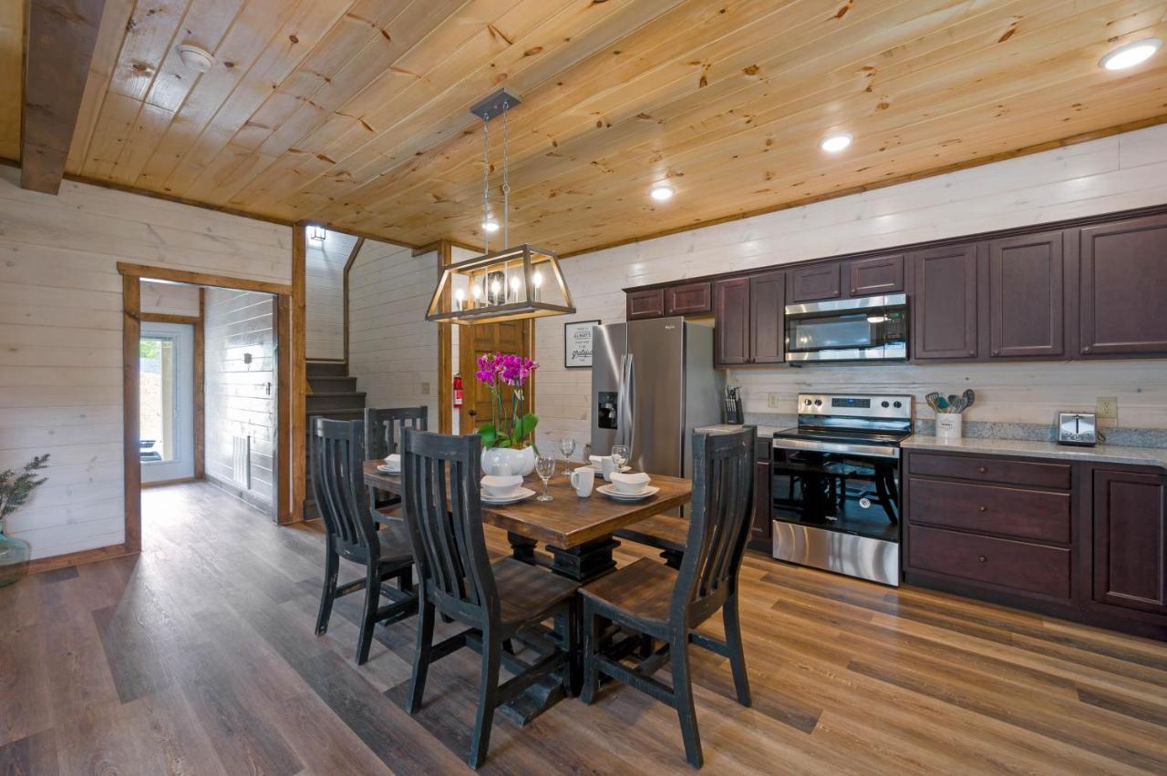 Osprey Nest Cottage Modern New Cabin بيدجن فورج المظهر الخارجي الصورة