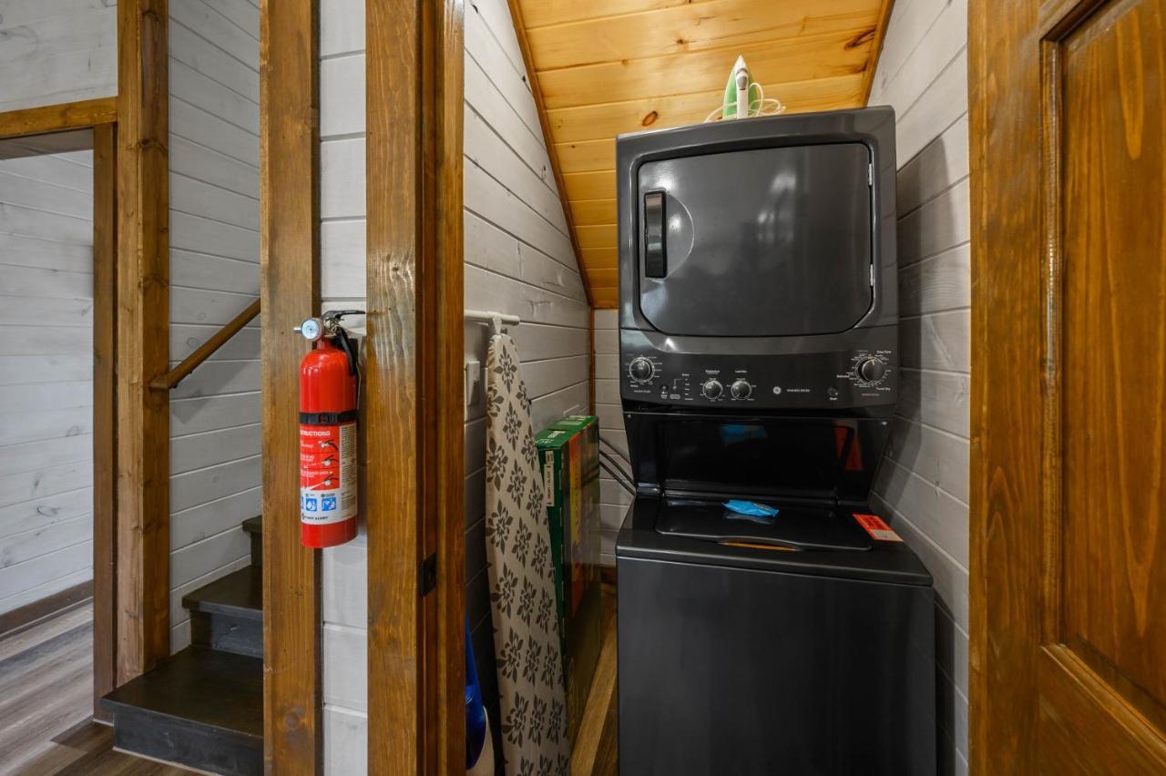 Osprey Nest Cottage Modern New Cabin بيدجن فورج المظهر الخارجي الصورة