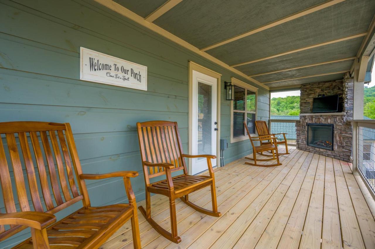 Osprey Nest Cottage Modern New Cabin بيدجن فورج المظهر الخارجي الصورة