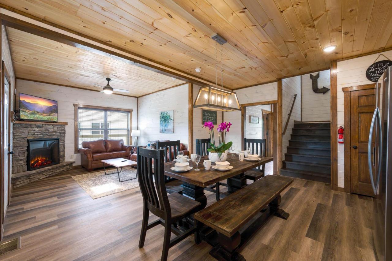 Osprey Nest Cottage Modern New Cabin بيدجن فورج المظهر الخارجي الصورة