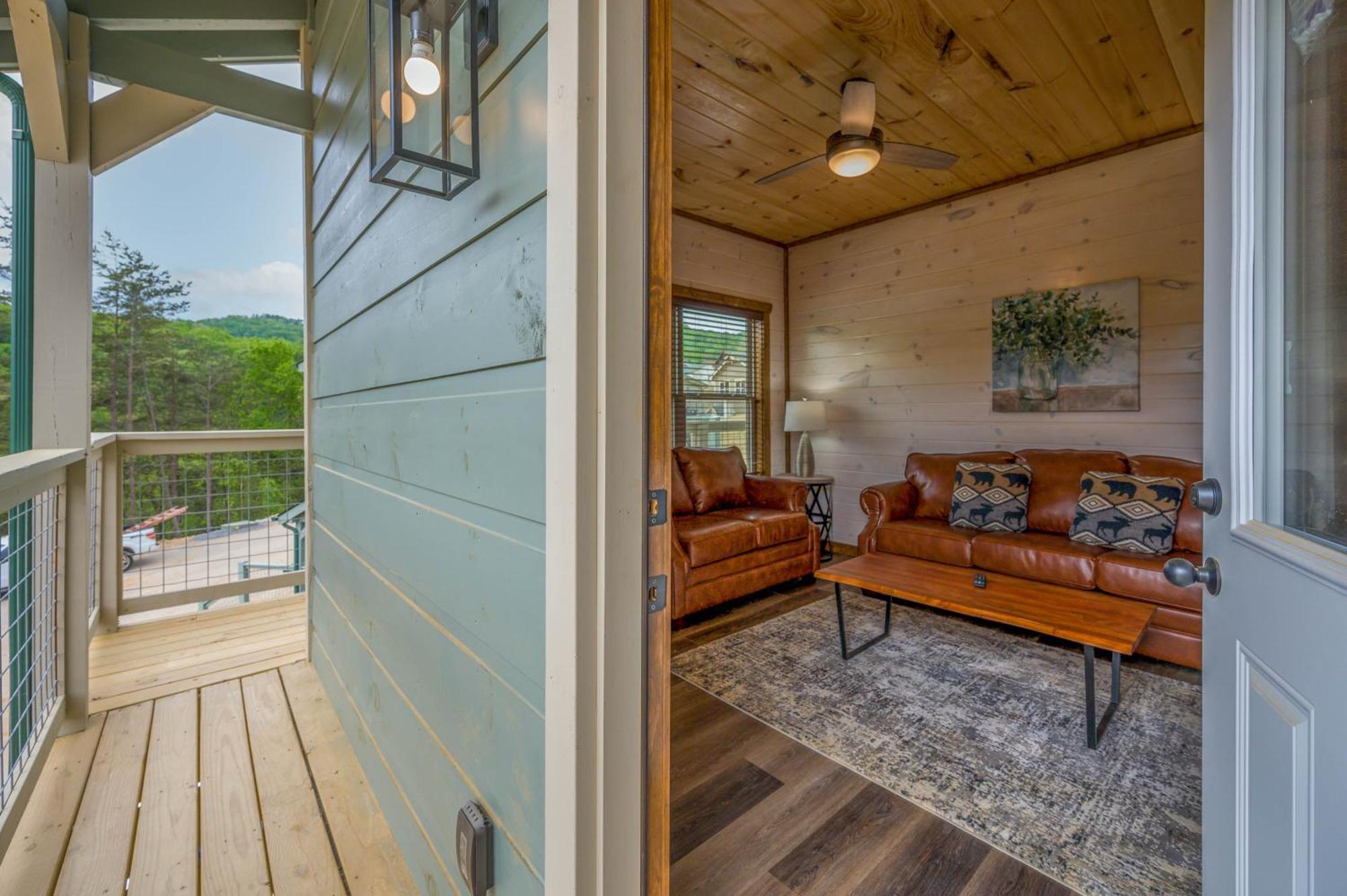 Osprey Nest Cottage Modern New Cabin بيدجن فورج المظهر الخارجي الصورة